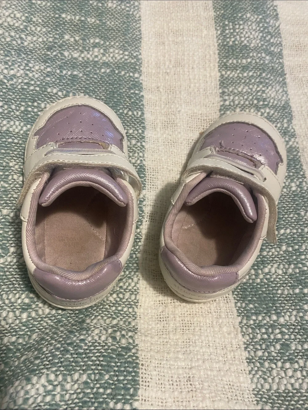 Stride Rite Waverly Sneakers Size 5.5  Sneakers in Lavender and White